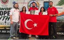 Milli dart��lardan Avrupa'da alt�n ba�ar�