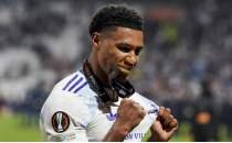 Ollie Watkins, Al Hilal ile anla�t�!