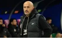 Italiano, Be�ikta�'ta eski hocalar� sollad�!