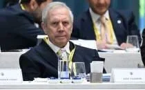 Aziz Y�ld�r�m'dan bas�n mensuplar�na 'Yalan yazarsan�z tek tek s�ylerim!'