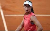 Milli tenis�i Zeynep S�nmez, Cincinnati Open'da ikinci tura y�kseldi