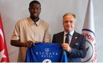 �aykur Rizespor'a �spanya'dan orta saha