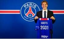PSG, Mika Godts'u kadrosuna katt�