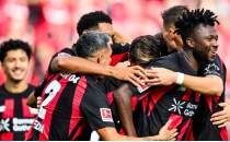 Leverkusen ilk galibiyetini �ov yaparak ald�!