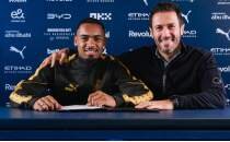 Manchester City, Allan Elias'� duyurdu