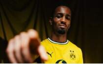 Fenerbah�e'nin g�ndemindeki Nwaneri, Dortmund'a gitti