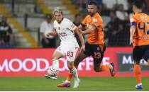 Aleksey Batrakov �ampiyonlar Ligi ma�� �ncesi h�rs k�p�!