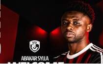 Gaziantep FK, Abakar Sylla'y� renklerine ba�lad�