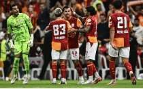 Yazarlardan Galatasaray yorumlar�