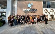 Hull City taraftarlar� tatil i�in Antalya'ya geldi