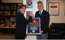 TFF Ba�kan� Hac�osmano�lu, Montella ile vedala�t�