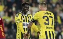 Kojo Oppong: 'B�y�k bir hayal k�r�kl��� ya��yoruz'