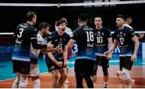 Halkbank, Oniki�ubat Belediyespor'a set vermedi
