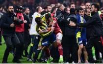 Abd�lkerim Bardakc�'dan Archie Brown ile kavga sonras� a��klama!