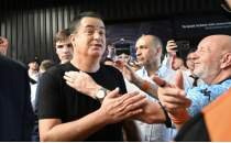 Acun Il�cal�'dan A Milli Tak�m payla��m�