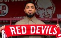 Colin Kaz�m-Richards'tan s�rpriz imza