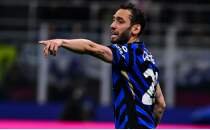 Galatasaray, Hakan �alhano�lu'ndan vazge�miyor!