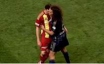 Fenerbah�e'de k�rm�z� kart itiraz�!