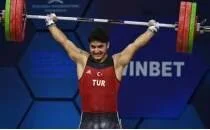 Muhammed Furkan �zbek'ten rekorla �ampiyonluk