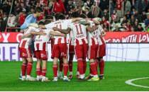 Antalyaspor'dan Galatasaray, Fenerbah�e ve Trabzonspor'a fla� mesaj!