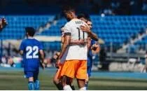 Hollanda, �zbekistan'a kar�� penalt�larla kazand�