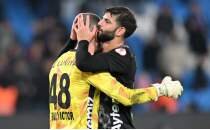 Fenerbah�e'den �mit Akda�'a teklif haz�rl���