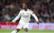 Real Madrid'de transfer i�in Camavinga'ya veda!
