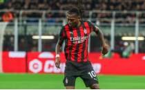 Rafael Leao i�in transfer g�r��mesi