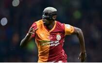 Okan Buruk, Osimhen karar�n� de�i�tirdi!