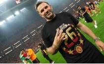 Okan Buruk, T�rkiye'de yerli gelene�ini s�rd�rd�