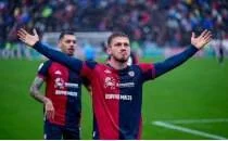 Semih K�l��soy att�, Cagliari istedi�ini ald�!