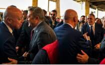 Galatasaray'dan Fenerbah�e'ye s�rpriz kar��lama