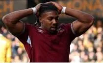 Premier Lig'de Adama Tarore'ye g�r�lmemi� yasak