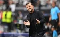 Galatasaray'da kritik e�ik: ��z�m transfer