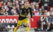 Galatasaray, Ugarte'yi bekletiyor; �� aday daha var