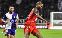 MANU'dan 20'lik kuleye 50 milyon Euro!