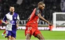 MANU'dan 20'lik kuleye 50 milyon Euro!