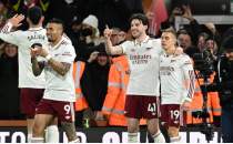 Arsenal sol �eritte: �st �ste 5. galibiyet