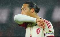 Galatasaray b�y�k d���n�yor: Van Dijk!