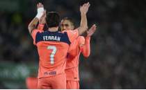 Barcelona, deplasmanda �� puan� �� golle ald�!