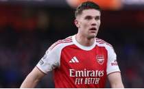 Arsenal evinde Sunderland'i rahat ge�ti!