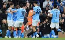 Manchester City, FA Cup'ta iki golle turlad�!