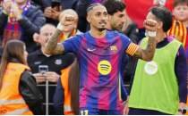 Raphinha hat-trick yapt�, Barcelona farkl� kazand�