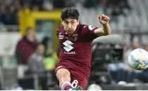 Torino'da Emirhan �lkhan'a yeni s�zle�me