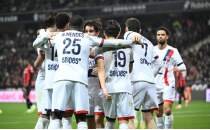 Paris Saint-Germain'in lig ma��na erteleme!