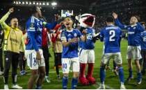 Strasbourg, evinde yar� finale rahat y�kseldi