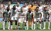 Milan b�y�k darbo�azda; t�m oyuncular sat�l�k!