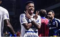 Be�ikta�'tan Cruzeiro'ya gitmi�ti: Roma pe�ine d��t�