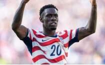 Fenerbah�e'den 50 milyon euroluk golc� hamlesi: Balogun