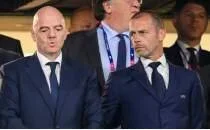 UEFA Ba�kan� Ceferin'den FIFA i�in karar!